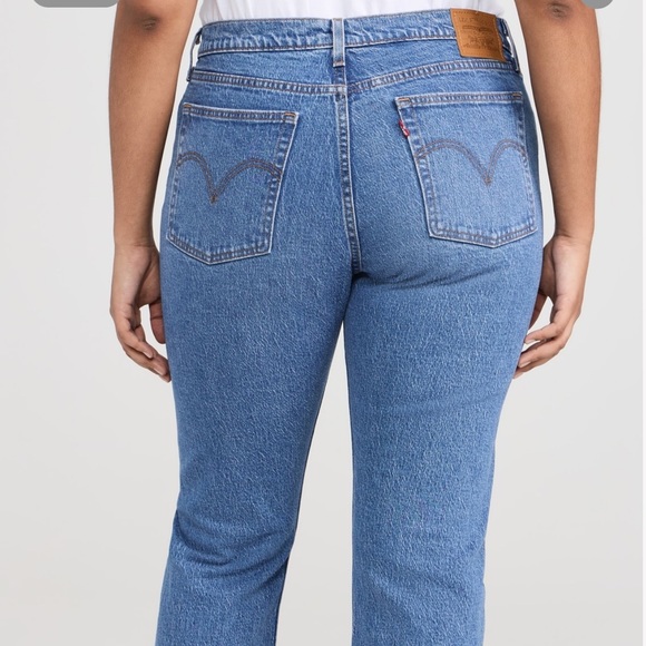 Levi's Wedgie Straight Jeans - Picture 3 of 13
